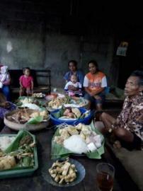 Tradisi Gumbreg dan Genduren Suro masih melekat di jiwa masyarakat Desa Ngawis