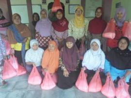 Kelompok Tani Sedyo Makmur Terima Bantuan Benih Jagung dan  Pupuk Urea