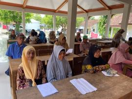 Penyaluran BLT (Bantuan Langsung Tunai) Kalurahan Ngawis diharapkan dapat meringankan beban Masyarak